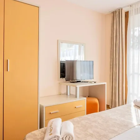 Prestige Ii Aparthotel