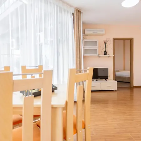 Prestige Ii Aparthotel Primorsko