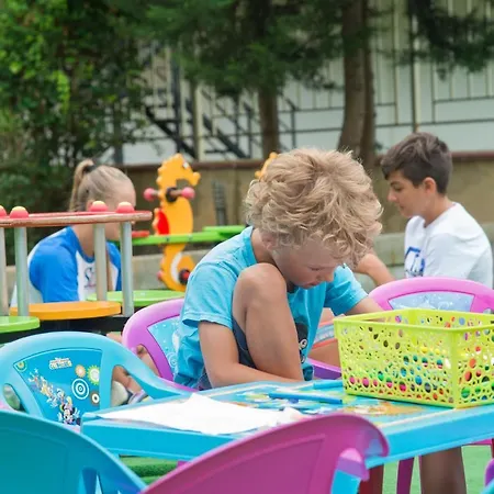 アパートホテル Prestige Ii 3*