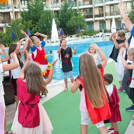 Prestige Ii Aparthotel 3*